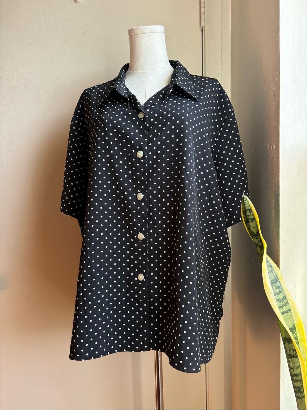 sag harbor polka dot short sleeve button front